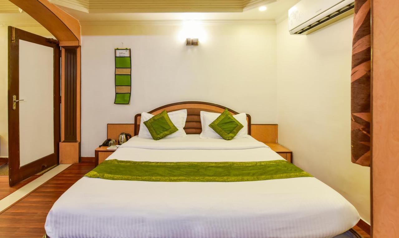 Hotel Kanishka Rāipur Exterior foto